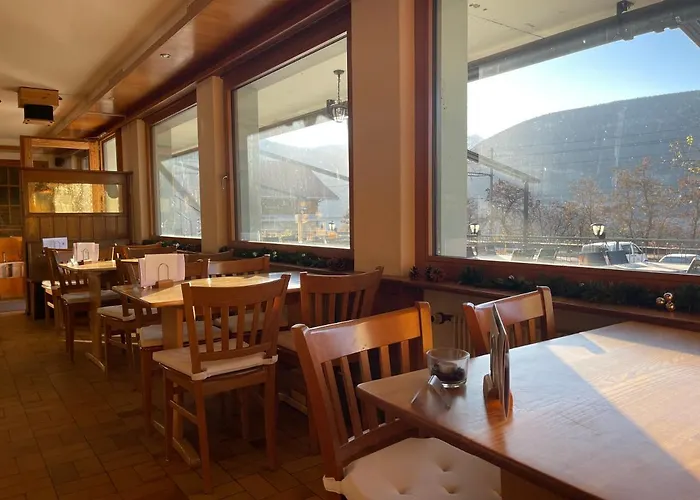 Check-in 24-7 Ohne Fruehstueck Gratis Parkplatz Hotel *