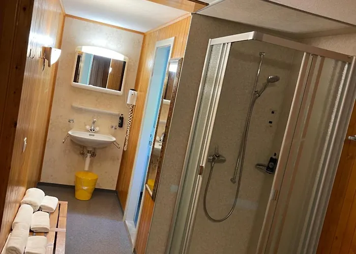 Check-in 24-7 Ohne Fruehstueck Gratis Parkplatz Hotel Ausserberg