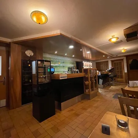 Szálloda Check-in 24-7 Ohne Fruehstueck Gratis Parkplatz